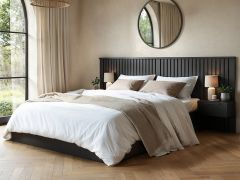 SOLACE+CO Taylor Hotel Ottoman Bed with Side Tables Black