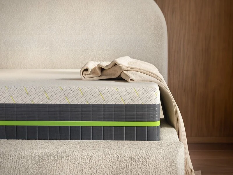 SOLACE+CO Plant Based Eco double memory foam mattress with white quilted top and grey border - front view