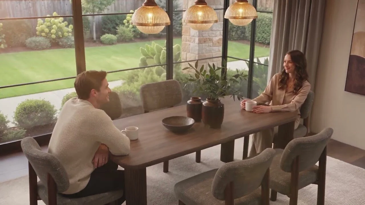 Video: SOLACE+CO Holtan Dining Table with Henley Chairs