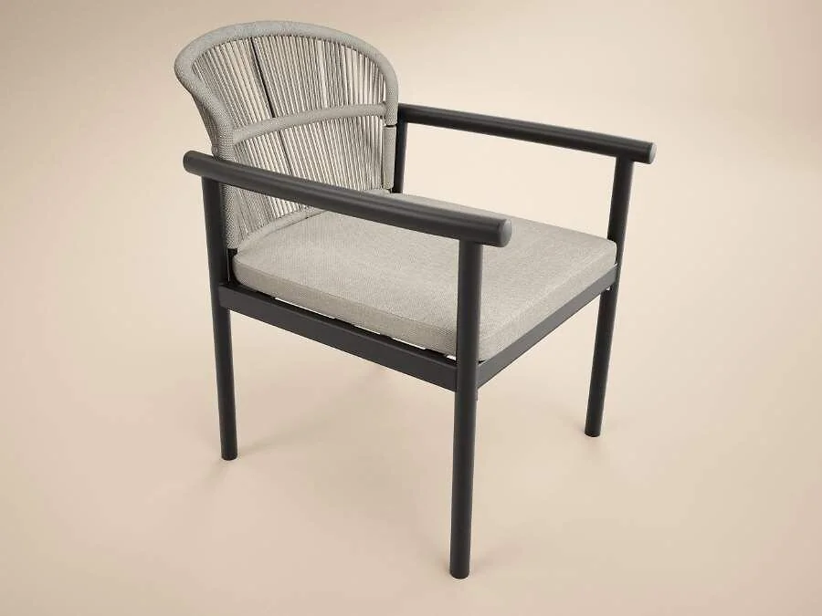 Solace+Co Eliza outdoor dining table and chairs set - chair side